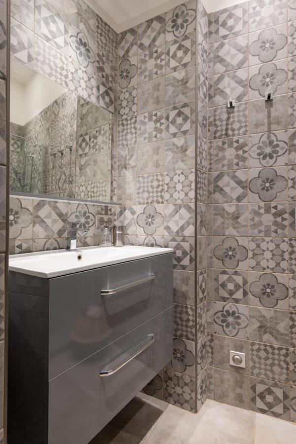 Latelier 2Br W Ac At 4 Min From The Beaches Of Old Nice Welkeys Экстерьер фото